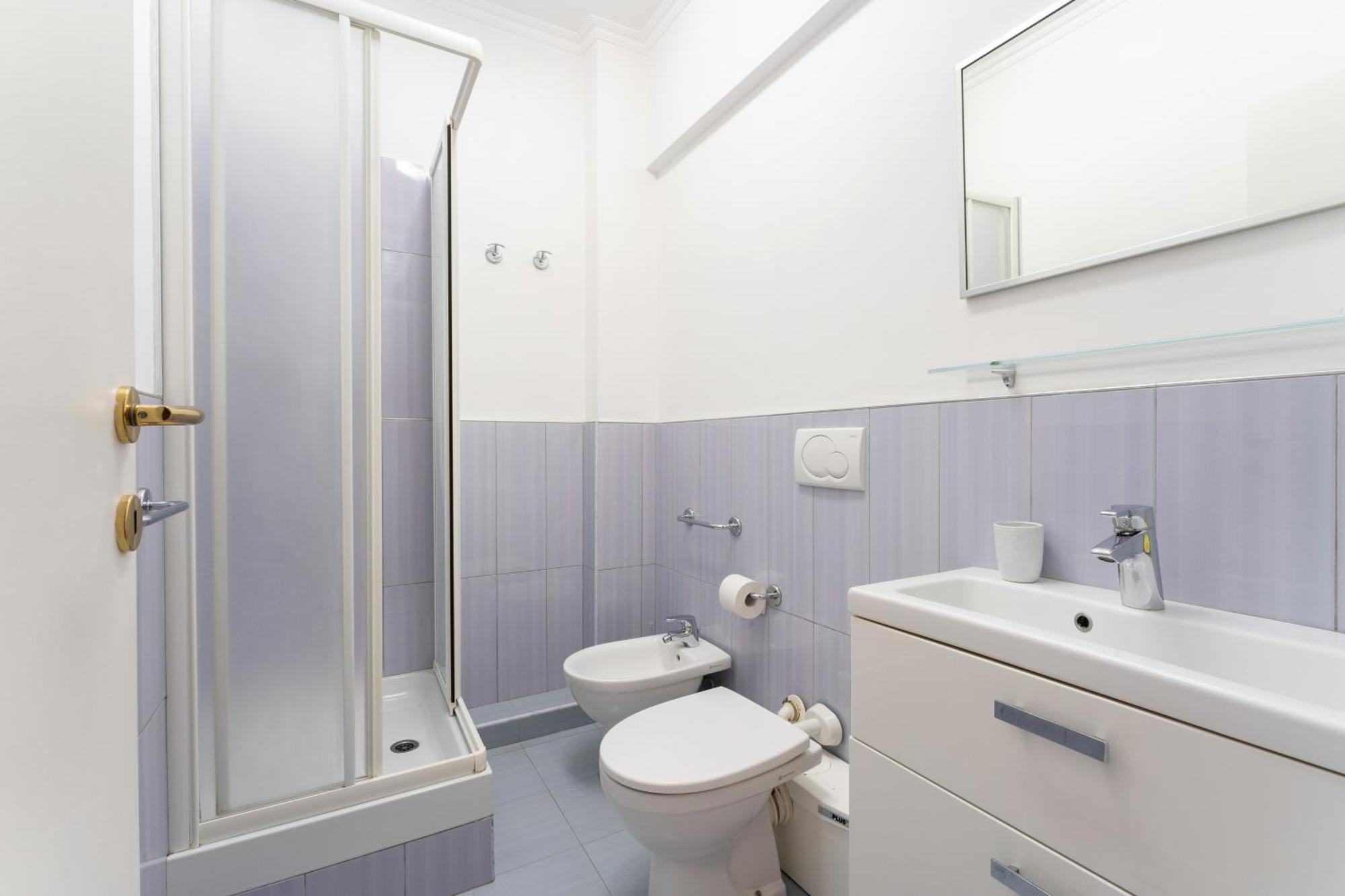 Furio Family Flat, A Few Steps From Metro A Stop * Rome